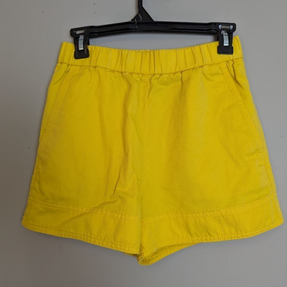 COS Yellow Cotton Shorts – High Rise Pull-On – Size 2